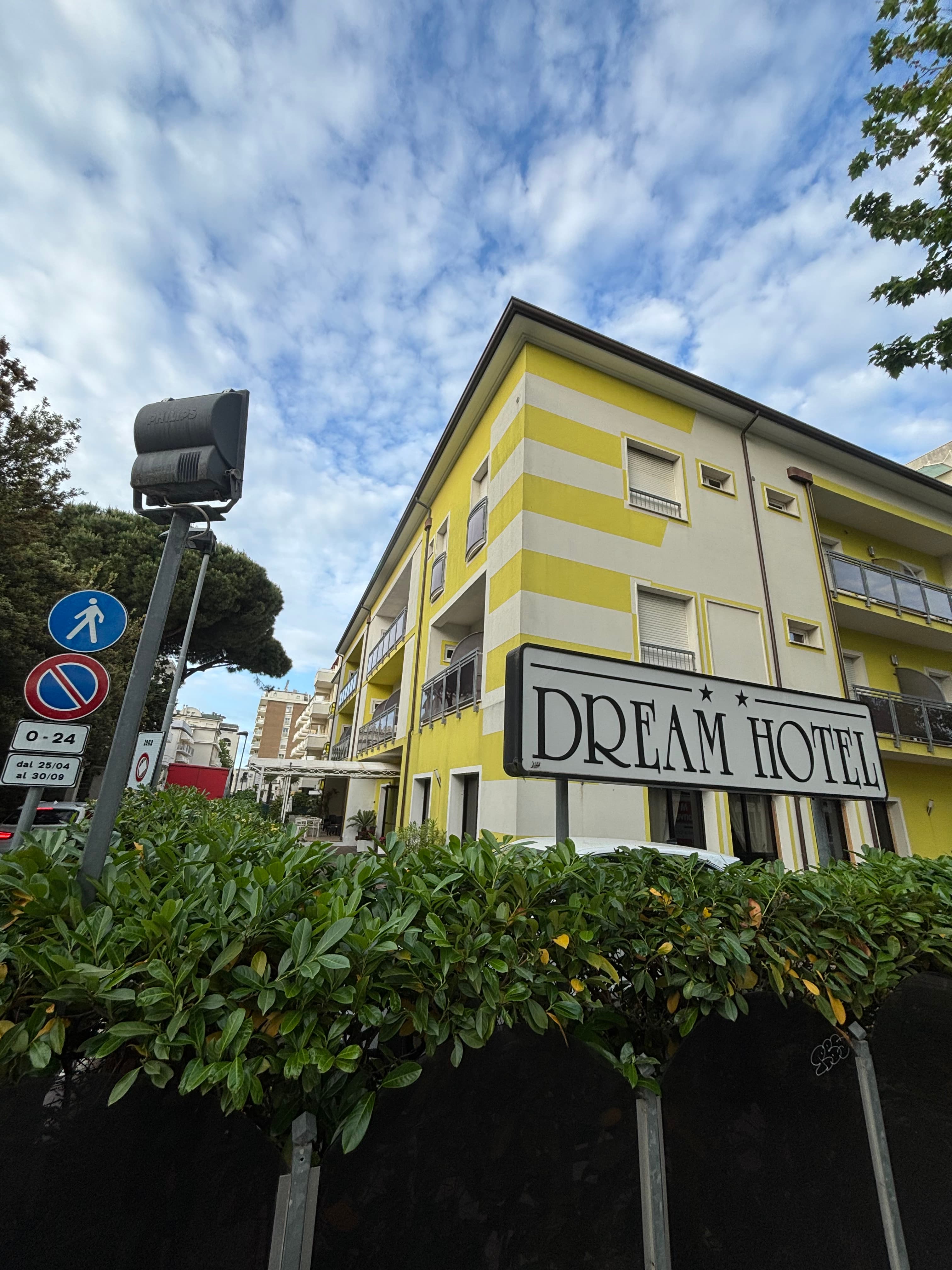 Esterno