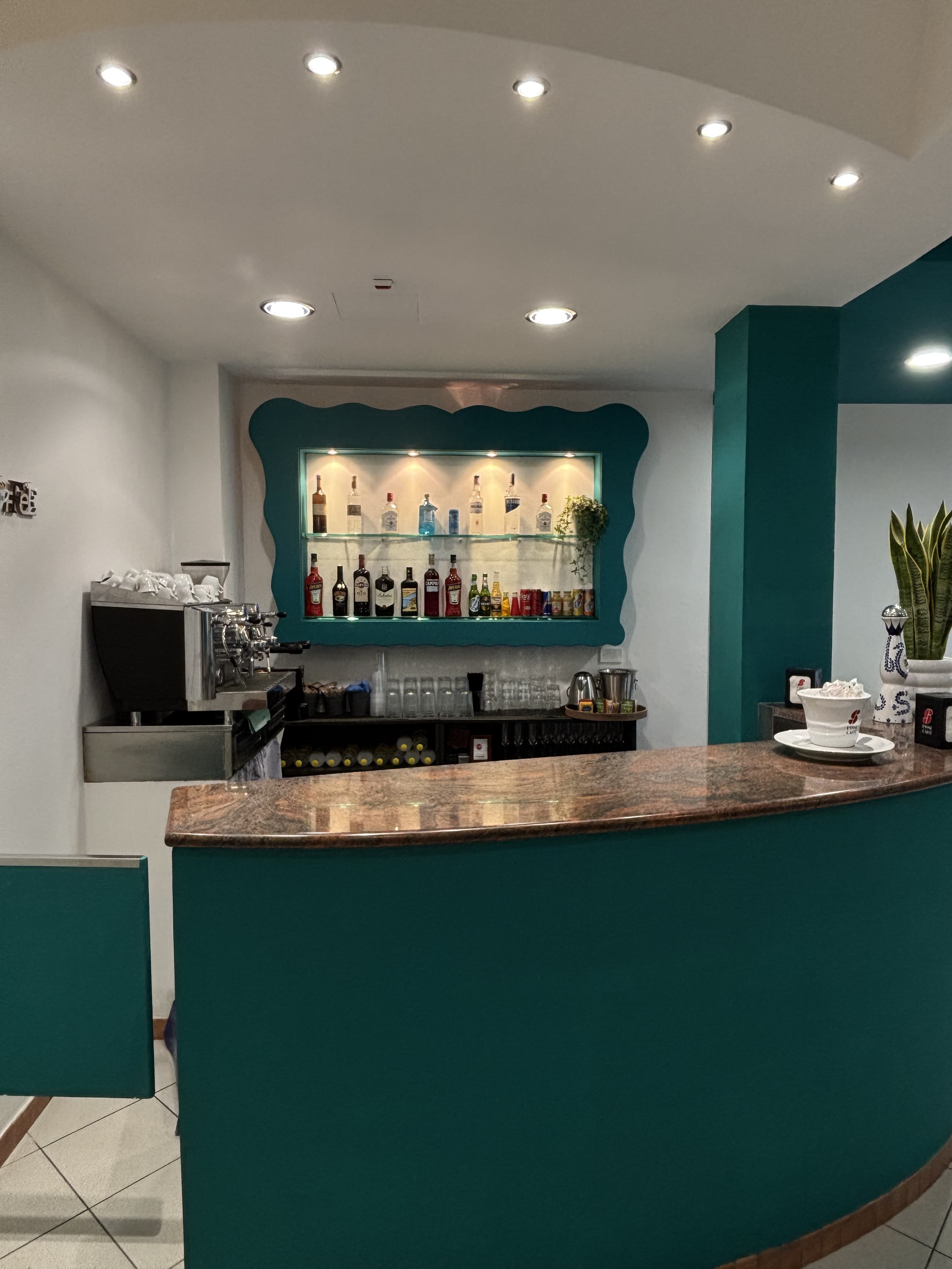 Bar — 2